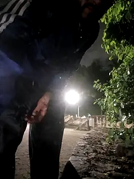 Snapshot of andrusstik chatting on October 1, 5:45 am andrusstik online show from October 1, 5:45 am