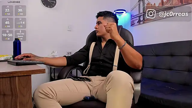  Juanes online show from October 22, 8:08 pm