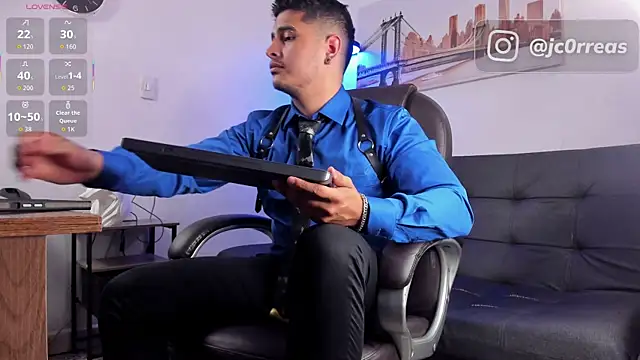  Juanes online show from December 16, 10:03 pm