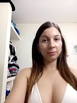 Snapshot of Arianna_Moss chatting on February 28, 4:45 am Arianna Moss online show from February 28, 4:45 am