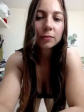 Snapshot of Arianna_Moss chatting on February 15, 6:18 pm Arianna Moss online show from February 15, 6:18 pm