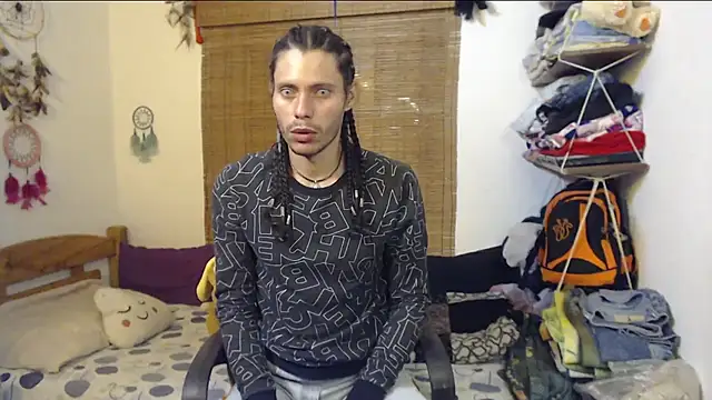 Snapshot of kaidust chatting on March 11, 11:10 pm kaidust online show from March 11, 11:10 pm