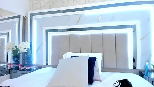 melodycharlotte online show from September 22, 12:55 pm