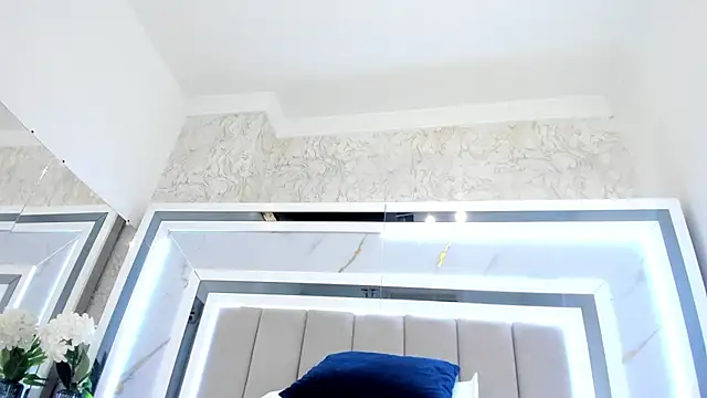 melodycharlotte online show from October 7, 1:12 pm