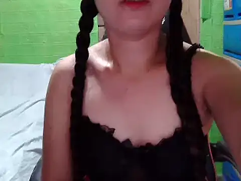 Snapshot of lucky_rona chatting on June 19, 12:33 pm lucky rona online show from June 19, 12:33 pm