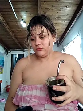 Snapshot of Dulceluz_420 chatting on October 22, 3:55 pm Dulceluz 420 online show from October 22, 3:55 pm