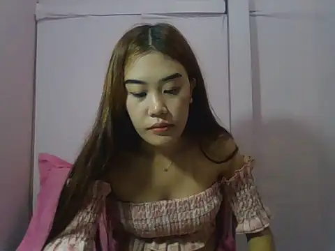 YourWildestDoll online show from July 23, 8:49 pm