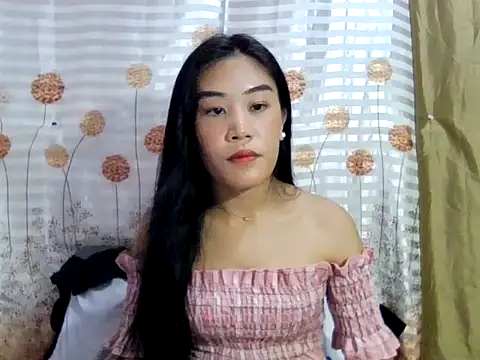 YourWildestDoll online show from November 6, 8:07 am