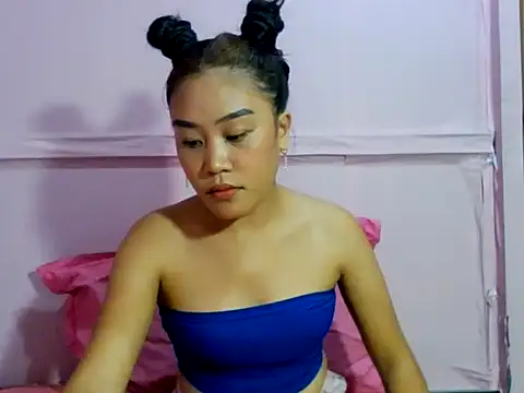 YourWildestDoll online show from March 14, 3:29 pm