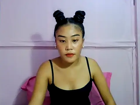 YourWildestDoll online show from February 9, 11:03 pm