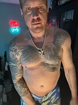 CloudyKingG online show from April 23, 11:39 pm