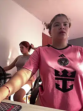 Snapshot of lilith_cut3 chatting on December 17, 9:09 pm lilith cut3 online show from December 17, 9:09 pm