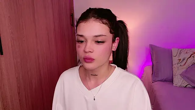 DulceDuarte online show from January 11, 4:52 am