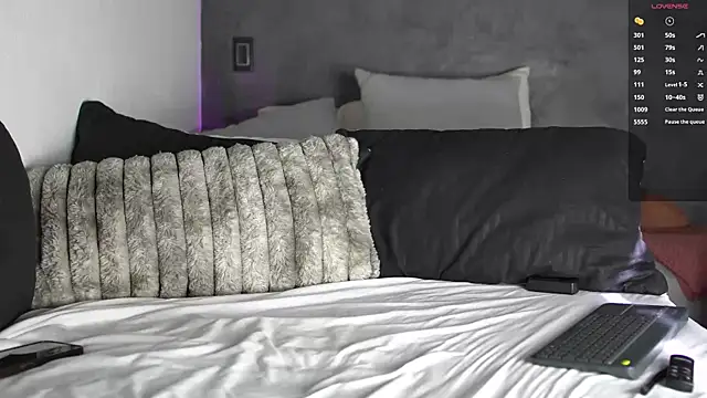 joesteel online show from November 22, 7:13 pm