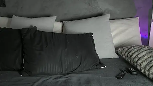 joesteel online show from February 19, 11:45 pm