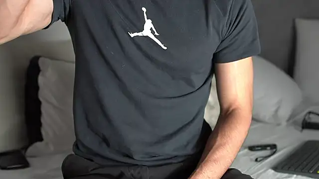 joesteel online show from October 28, 9:58 pm