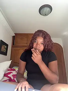 chocolatito-ho online show from February 13, 7:25 pm