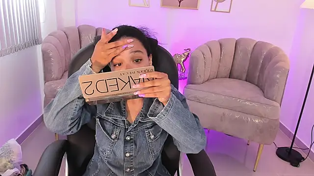Ayshel cooperr online show from October 12, 4:08 pm