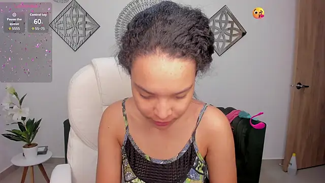 Ayshel cooperr online show from September 27, 3:34 am