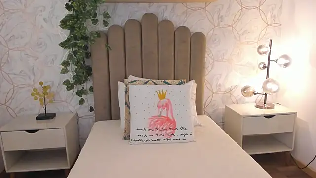 Zafiro22  online show from January 17, 3:43 am