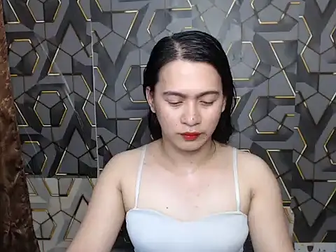 Snapshot of ur_asianpretty chatting on June 12, 2:09 am ur asianpretty online show from June 12, 2:09 am