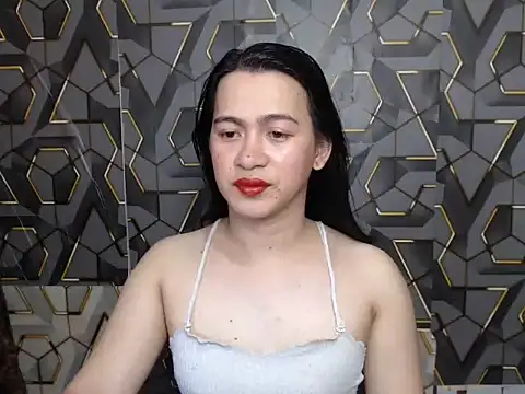 Snapshot of ur_asianpretty chatting on June 11, 2:11 am ur asianpretty online show from June 11, 2:11 am