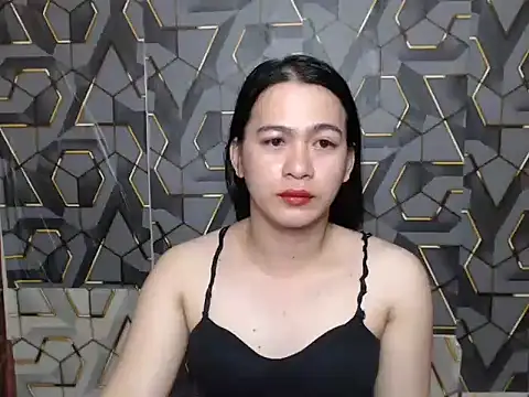 Snapshot of ur_asianpretty chatting on June 24, 2:21 am ur asianpretty online show from June 24, 2:21 am