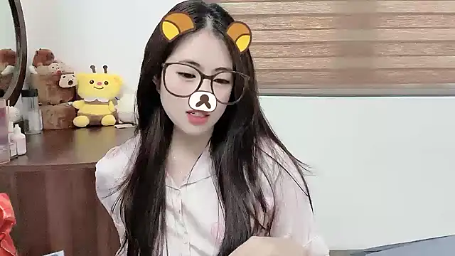 Amelia-babee online show from November 2, 6:29 am