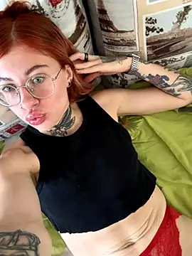 Nancyhot777 online show from September 23, 10:44 am