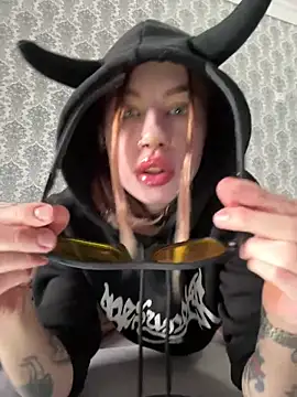 Nancyhot777 online show from February 23, 12:50 pm