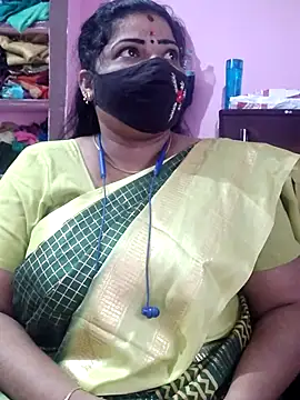 Snapshot of lathikaqueentamil chatting on November 22, 4:17 pm lathikaqueentamil online show from November 22, 4:17 pm