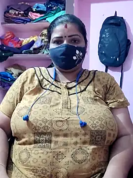 Snapshot of lathikaqueentamil chatting on November 13, 2:15 am lathikaqueentamil online show from November 13, 2:15 am