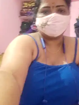 Snapshot of lathikaqueentamil chatting on November 16, 5:45 am lathikaqueentamil online show from November 16, 5:45 am