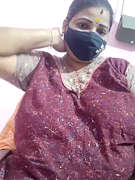 Snapshot of lathikaqueentamil chatting on October 28, 10:36 am lathikaqueentamil online show from October 28, 10:36 am