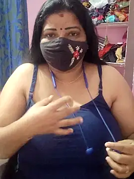 Snapshot of lathikaqueentamil chatting on December 5, 4:44 am lathikaqueentamil online show from December 5, 4:44 am