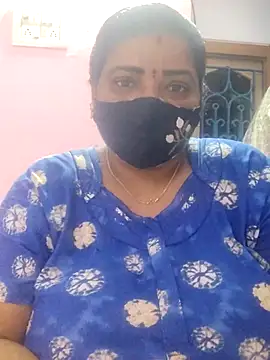 Snapshot of lathikaqueentamil chatting on November 2, 2:49 am lathikaqueentamil online show from November 2, 2:49 am