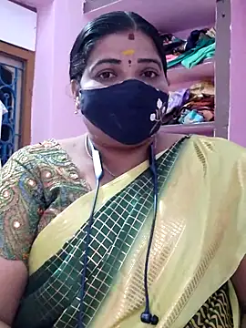 Snapshot of lathikaqueentamil chatting on November 3, 5:27 pm lathikaqueentamil online show from November 3, 5:27 pm