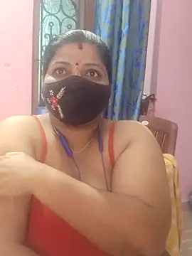 Snapshot of lathikaqueentamil chatting on December 14, 9:48 am lathikaqueentamil online show from December 14, 9:48 am