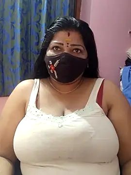 Snapshot of lathikaqueentamil chatting on December 3, 2:56 am lathikaqueentamil online show from December 3, 2:56 am