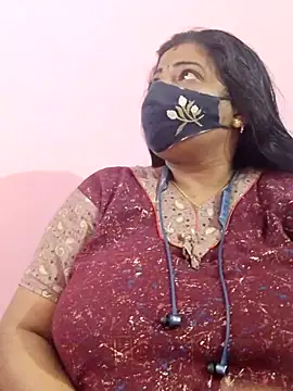 Snapshot of lathikaqueentamil chatting on October 29, 4:33 am lathikaqueentamil online show from October 29, 4:33 am