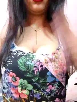 Snapshot of Princessa05 chatting on July 21, 1:12 pm Princessa05 online show from July 21, 1:12 pm