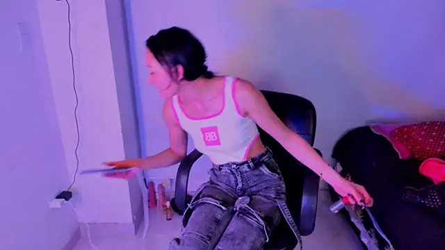 Madison charlotte online show from October 11, 3:29 am