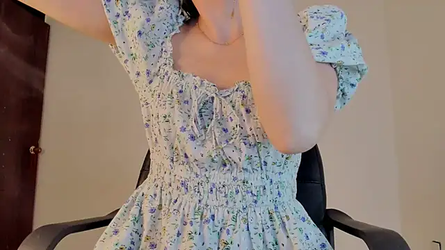 Madison charlotte online show from March 29, 9:11 am