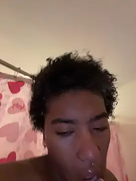 Snapshot of Tu_GataLinda chatting on October 29, 3:44 pm Tu GataLinda online show from October 29, 3:44 pm