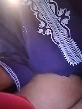 Snapshot of JuicyBigcock@xh chatting on October 4, 2:51 pm JuicyBigcockxh online show from October 4, 2:51 pm