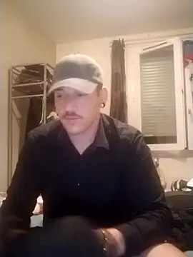 Snapshot of JuicyBigcock@xh chatting on October 7, 5:58 pm JuicyBigcockxh online show from October 7, 5:58 pm