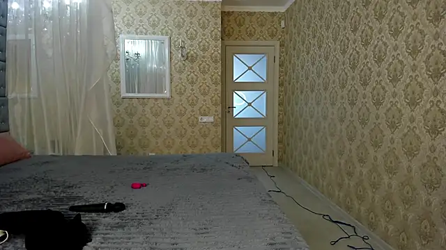 sofielovely  online show from October 14, 11:44 am