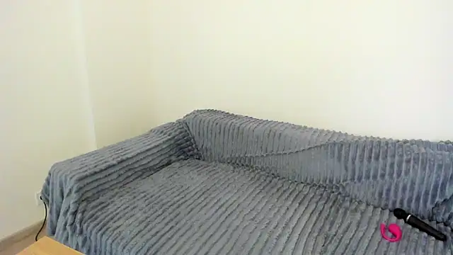 sofielovely  online show from October 27, 12:50 pm