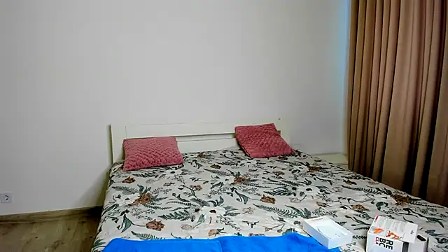 marylips online show from January 15, 1:47 pm