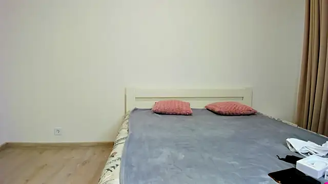 marylips online show from December 3, 1:21 pm